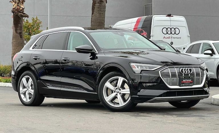 
								Used 2019 Audi A4 full									