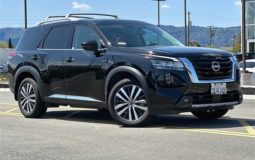 Used 2022 Nissan Pathfinder