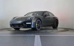 Used 2022 Porsche Panamera