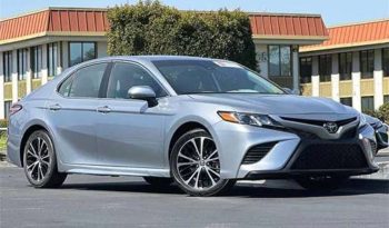 
										Used 2020 Toyota Camry full									