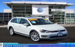 Used 2017 Volkswagen Golf