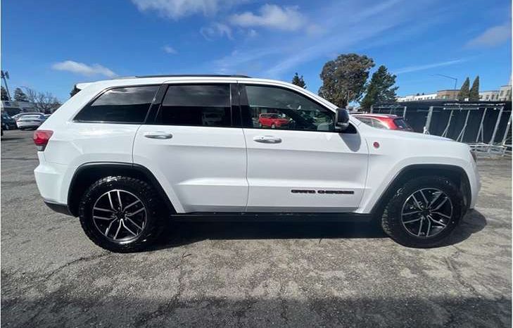 
								Used 2019 Jeep Grand Cherokee full									