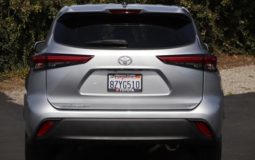 Used 2022 Toyota Highlander