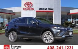 Used 2022 Toyota Venza