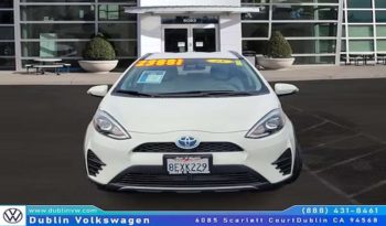 
										Used 2018 Toyota Prius C full									