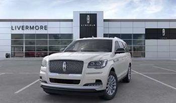 
										Used 2022 Lincoln Navigator full									