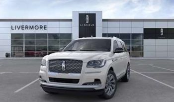 
										Used 2022 Lincoln Navigator full									