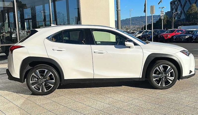 
								Used 2021 Lexus UX 200 full									