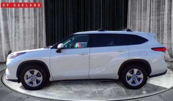 
										Used 2020 Toyota Highlander full									