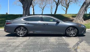 
										Used 2022 Lexus ES 300h full									