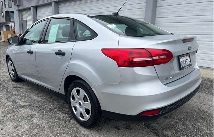 
								Used 2018 Ford Focus full									