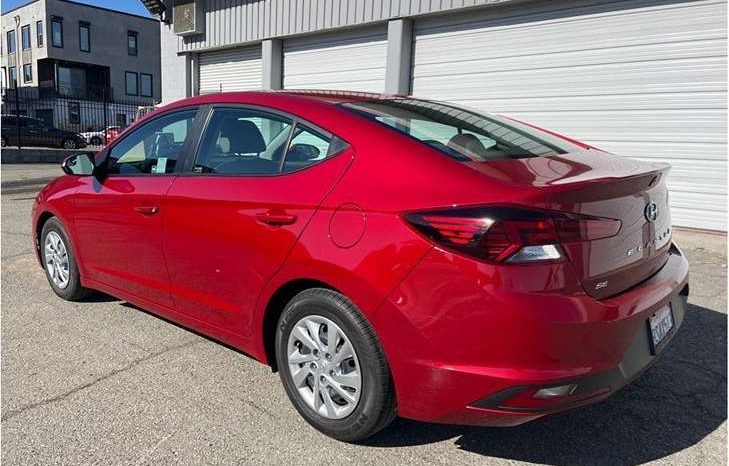 
								Used 2020 Hyundai Elantra full									