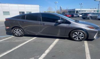 
										Used 2017 Toyota Prius Prime full									