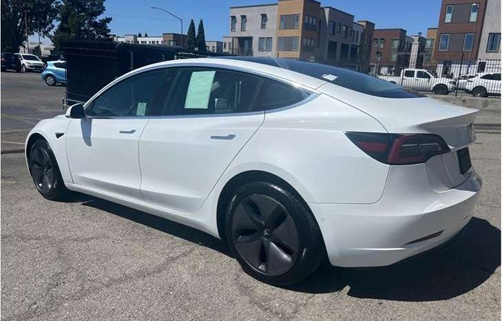 
								Used 2020 Tesla Model 3 full									