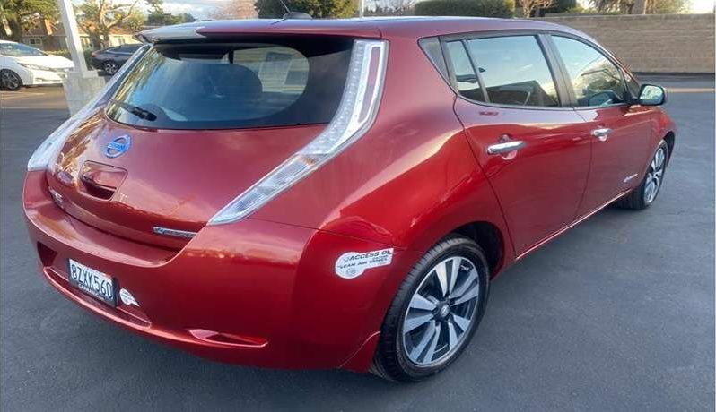 
								Used 2015 Nissan Leaf full									