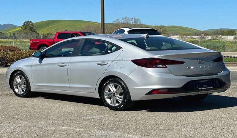 
								Used 2019 Hyundai Elantra full									