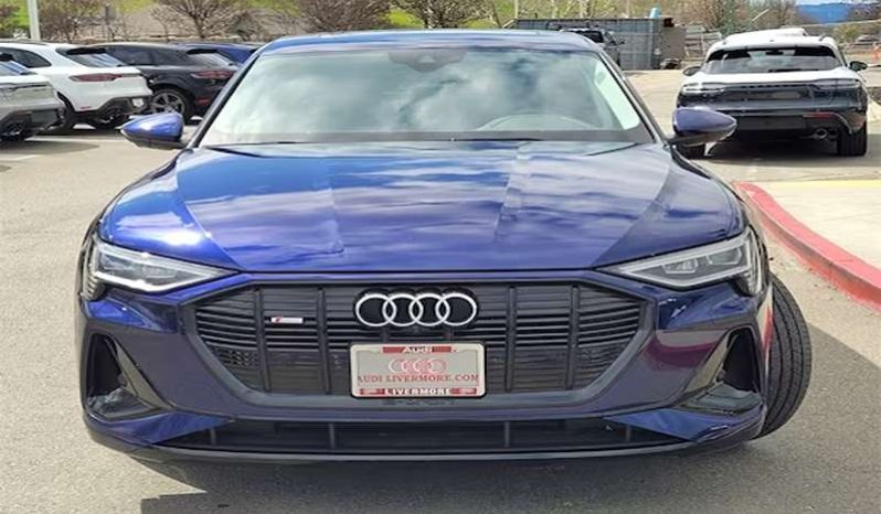 
								Used 2021 Audi e-tron full									