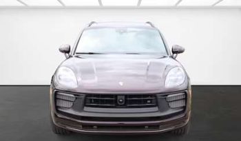 
										Used 2023 Porsche Macan full									