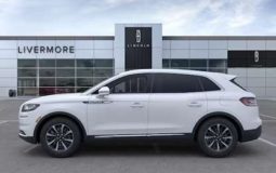 Used 2022 Lincoln Nautilus