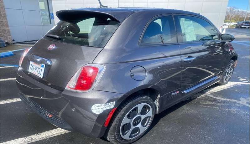 
								Used 2015 Fiat 500 full									