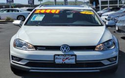 Used 2017 Volkswagen Golf