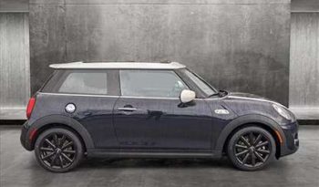 
										Used 2020 MINI Cooper full									