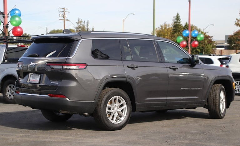 
								New 2022 Jeep Grand Cherokee L full									