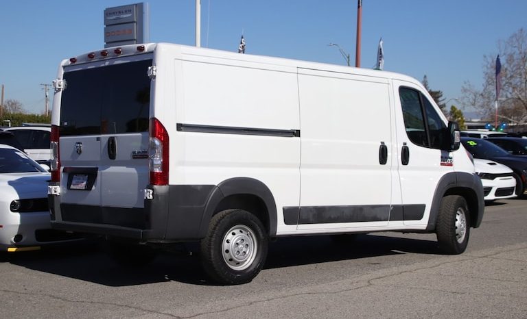 
								Used 2017 RAM ProMaster full									