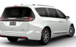 New 2022 Chrysler Pacifica