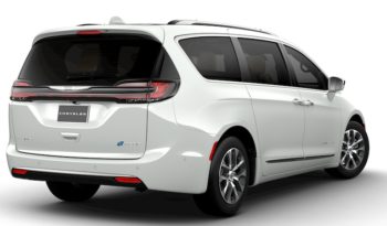 
										New 2022 Chrysler Pacifica full									