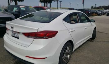 
										Used 2017 Hyundai Elantra full									