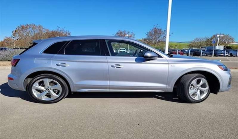 
								Used 2022 Audi Q5 full									