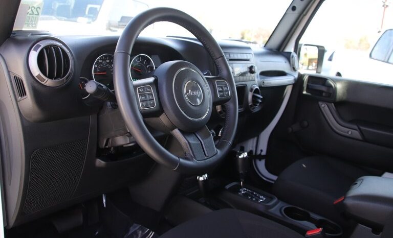 
								Used 2017 Jeep Wrangler full									