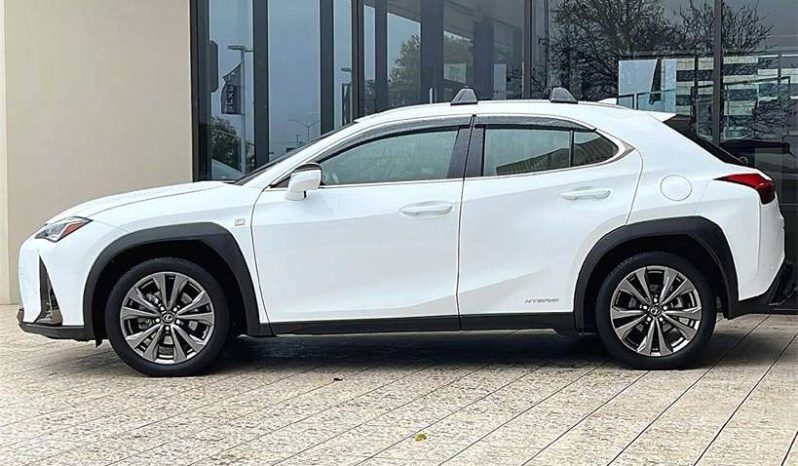 
								Used 2021 Lexus UX 250h full									