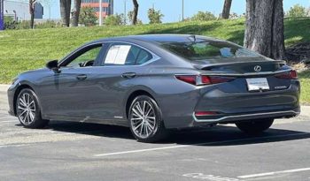 
										Used 2022 Lexus ES 300h full									