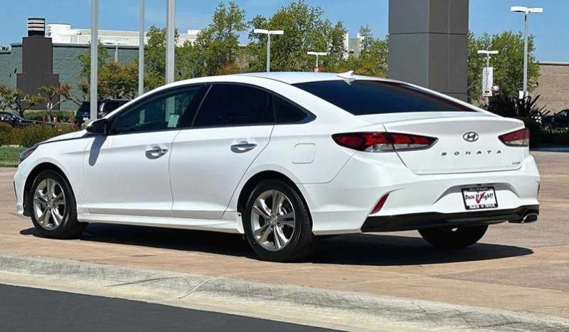 
								Used 2018 Hyundai Sonata full									