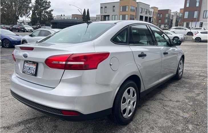 
								Used 2018 Ford Focus full									