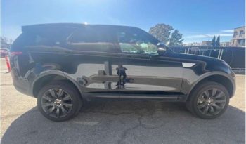 
										Used 2018 Land Rover Discovery full									