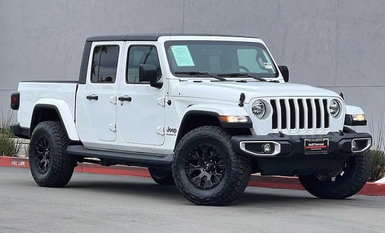 
								Used 2020 Jeep Gladiator full									