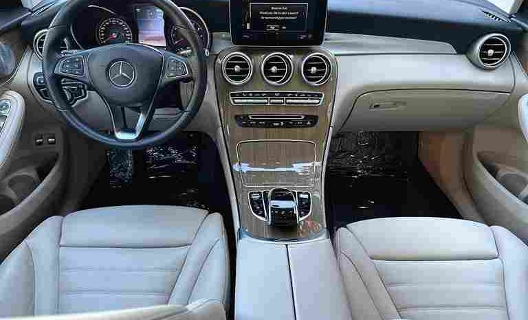 
								Used 2019 Mercedes-Benz GLC 350e full									