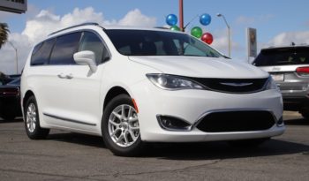 
										Used 2020 Chrysler Pacifica full									