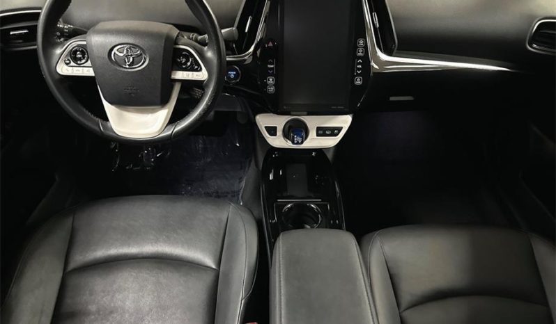 
								Used 2017 Toyota Prius Prime full									