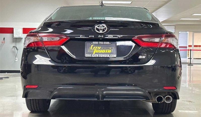 
								Used 2021 Toyota Camry full									